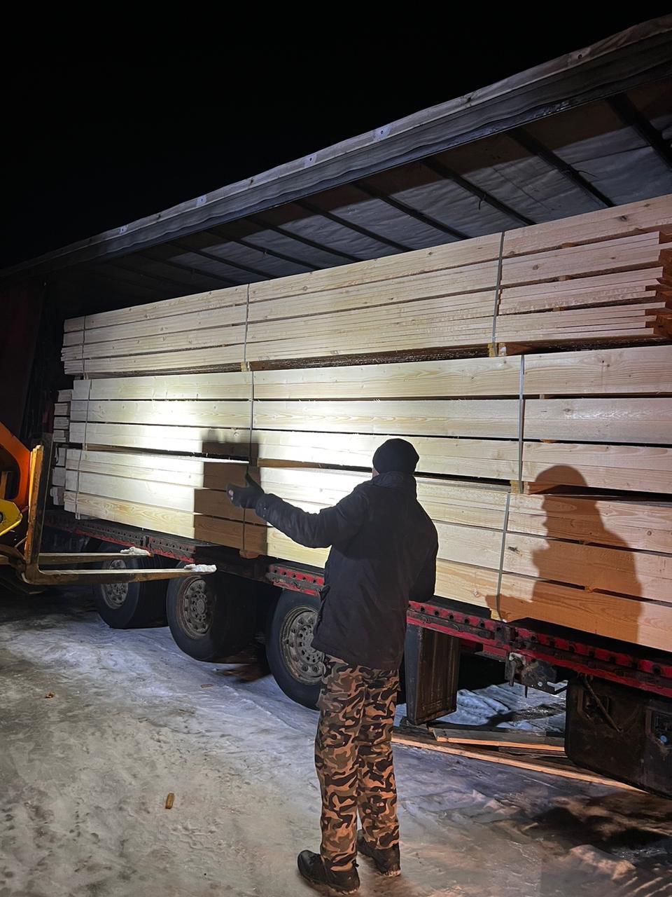 Перевозка габаритного груза до 20 тонн по России и СНГ