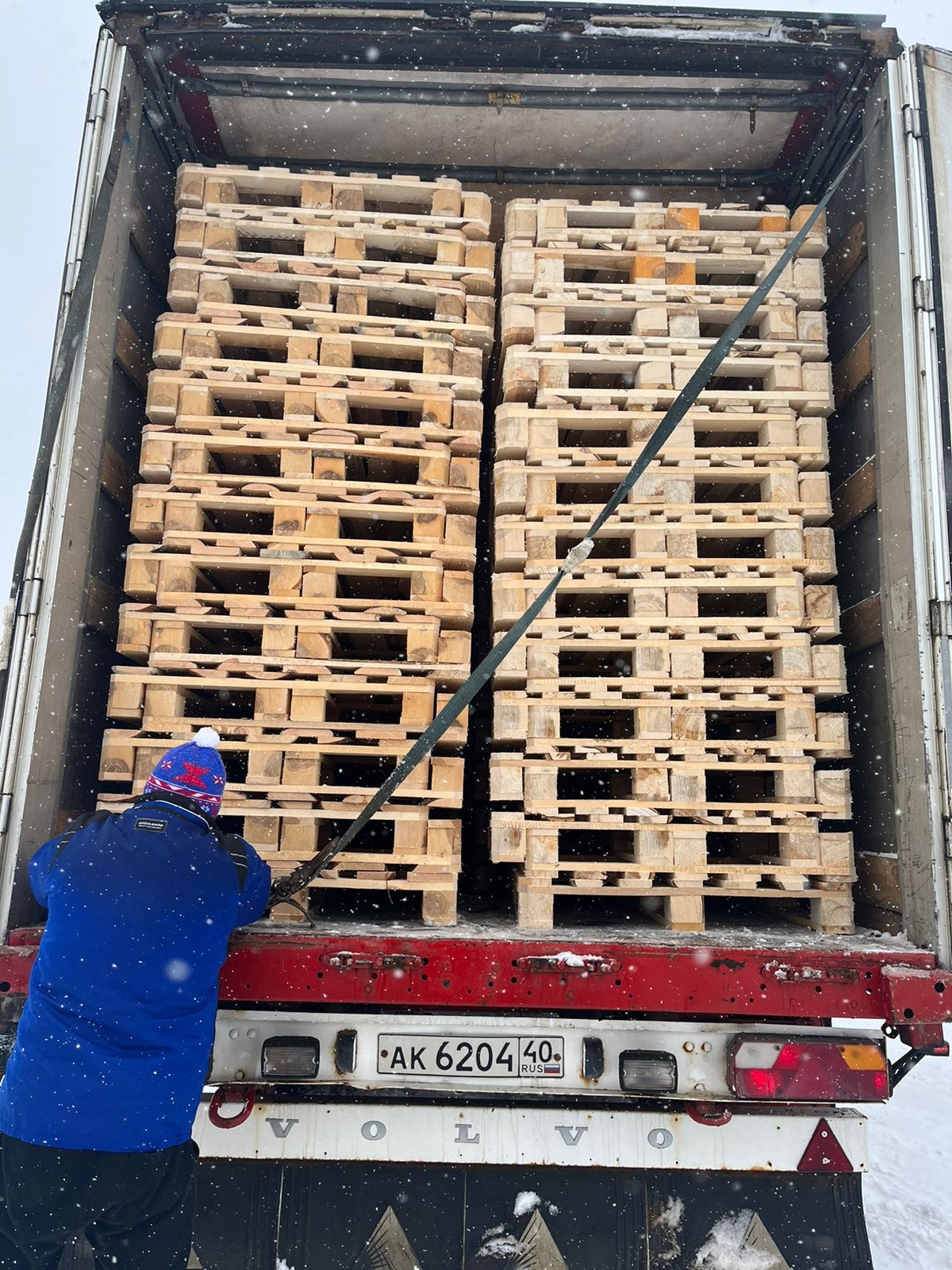 Перевозка габаритного груза до 5 тонн по Москве и Московской области 